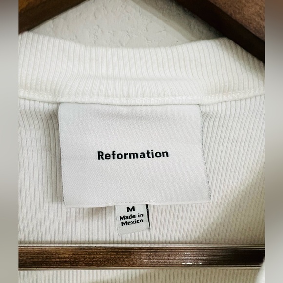 Reformation Raelynn Button Front Top - Picture 11 of 11